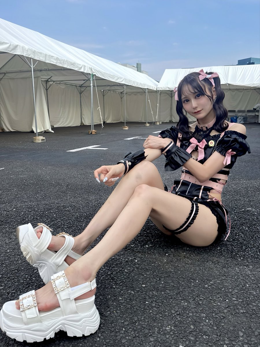 shinguil_ayaka's tweet photo. 専属ナースにしてくれる？♡

#TGIF2026 https://t.co/qhqZxDrcN0