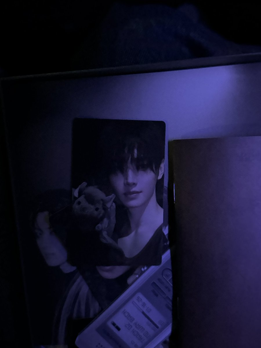 enhymoonXO's tweet photo. cállense la bocota sunghoon me ama tanto como yo a él porque siempre me sale 😭😭😭 https://t.co/36agBaQ7hA