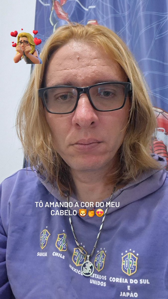 femonemal's tweet photo. Tô amando  meu cabelo 🍯🦁😍 https://t.co/fI3YBe9TNa