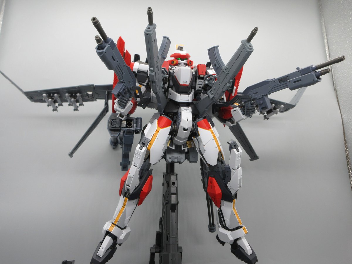 EAnpTKipWiqKFpN's tweet photo. ARX-8 レーバテイン＆XL-3 緊急展開ブースター 最終決戦仕様
昨日撮った分 https://t.co/vWX8MfbHCf