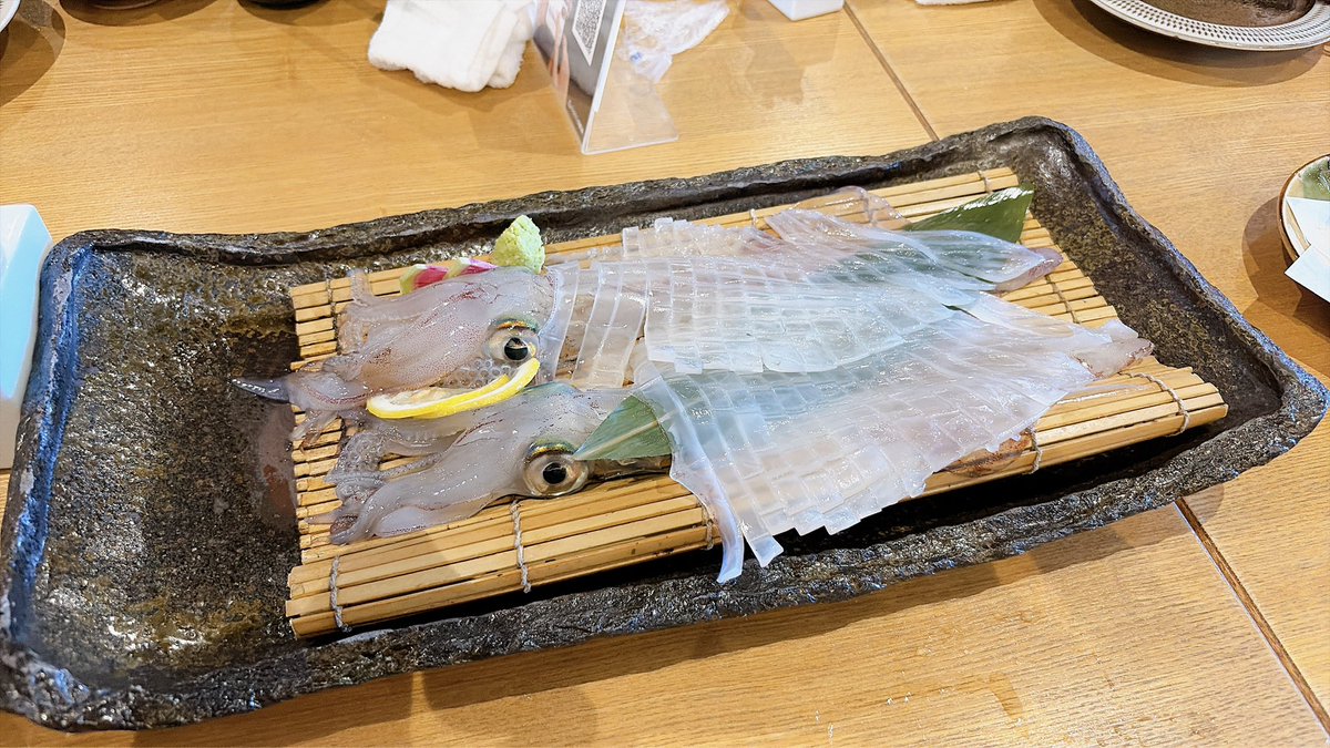 teamprr48's tweet photo. 先週末は親族の集まりに参加して美味しいものたくさん頂きました🙏🦑🍜
そしてめちゃくちゃ久しぶりに皆んなに誕生日をお祝いしてもらいおじさん歓喜でした😭
各々大好きなキャラクターを描いてくれてめちゃくちゃ良きでした！！🫶
楓さんはまだまだ認知度がなかったのでプロデュース頑張ります😂笑 https://t.co/pEp1YfWlqN
