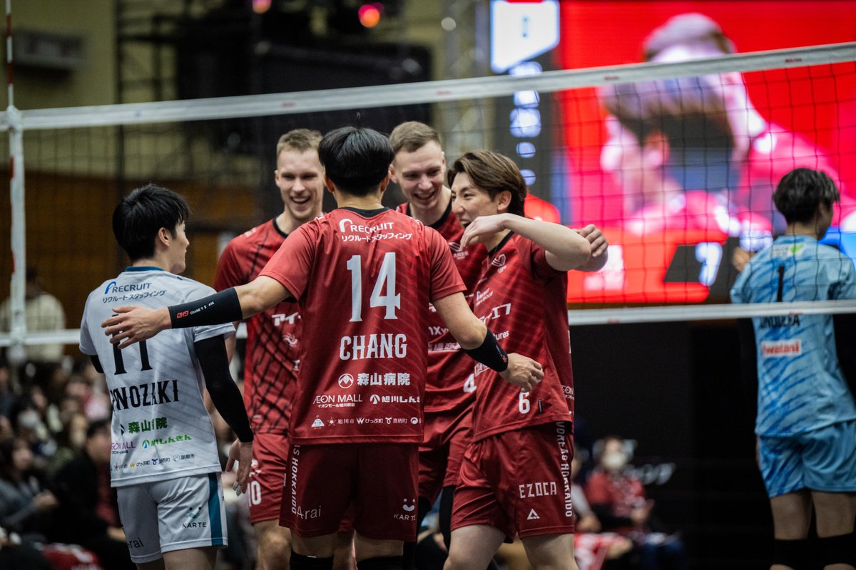 VOREAS_INC's tweet photo. ⚡️ 𝐕𝐎𝐑𝐄𝐀𝐒 𝐂𝐀𝐑𝐄𝐄𝐑𝐒 ⚡️

#ヴォレアス北海道 は、プロスポーツの域を超えた多様な挑戦を続けています。

営業・マーケティング・バックオフィスなど【全6職種】で仲間を募集中！

本気で地域を動かすビジネスを、一緒に創りませんか？

▼詳細はこちら
https://t.co/2sd0seHLG4

#地方創生 https://t.co/QtACptDOYO
