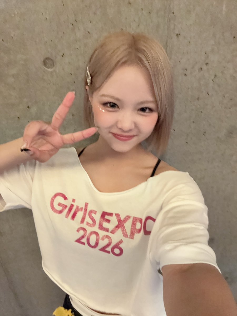 Laki922official's tweet photo. 【📔日記更新💙】

Laki ｜佐藤栞奈

2026.08.03
『Girls EXPO』

🔗https://t.co/TOnKhjROpY

#Laki #佐藤栞奈 #KANNA #GirlsEXPO https://t.co/C6rsTn6xW7