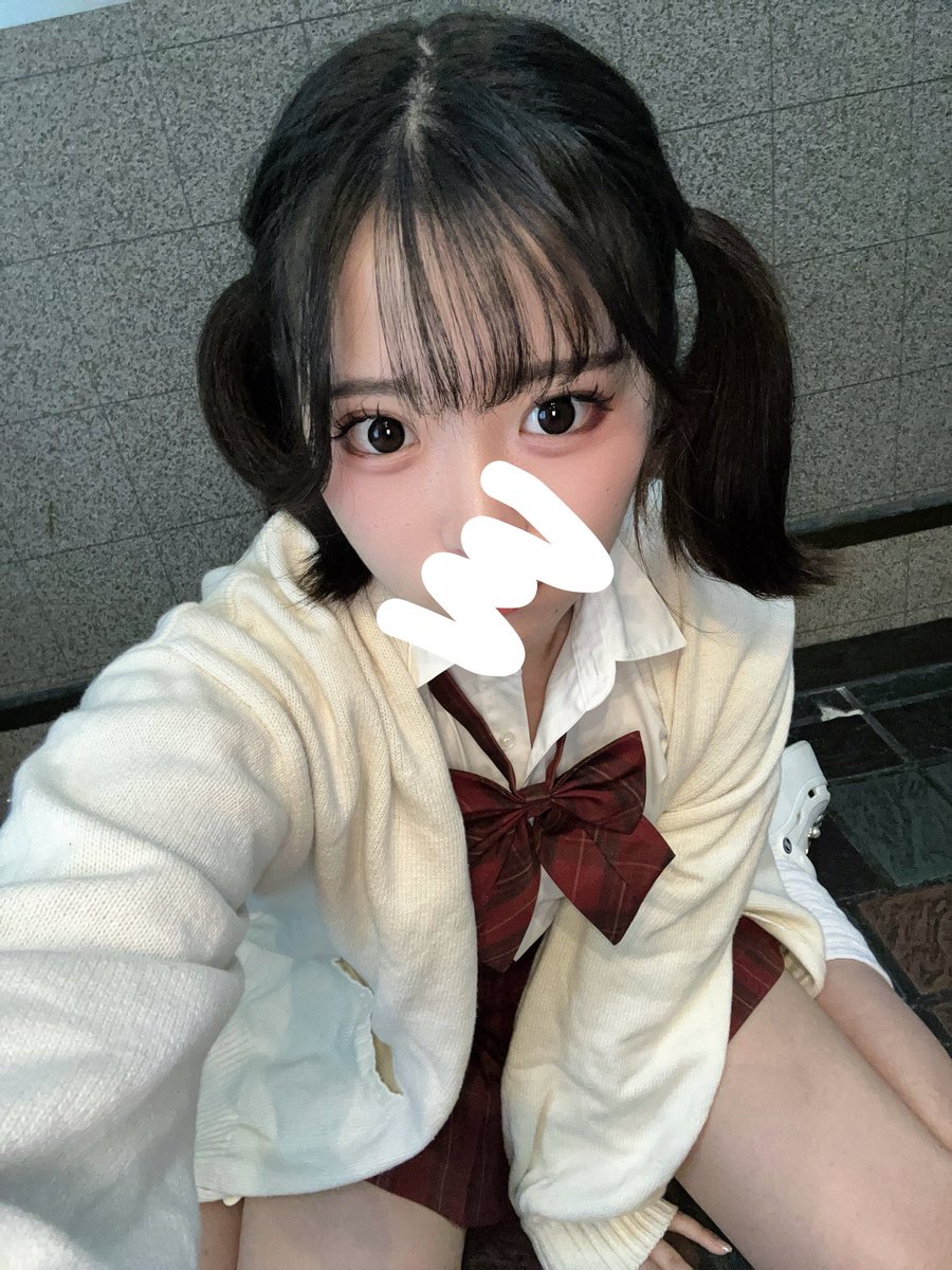 muul_mile's tweet photo. 過去写真により加工と顔が違って誠にミヤネ🙀💧ですが、今週の8.9は制服イベですよー♩4枚目の制服予定です♩来店予約くれる神いましたら連絡くだしゃい~>◻︎<♥︎⁡！対よろです😼♩ https://t.co/PQQt7vCNGn