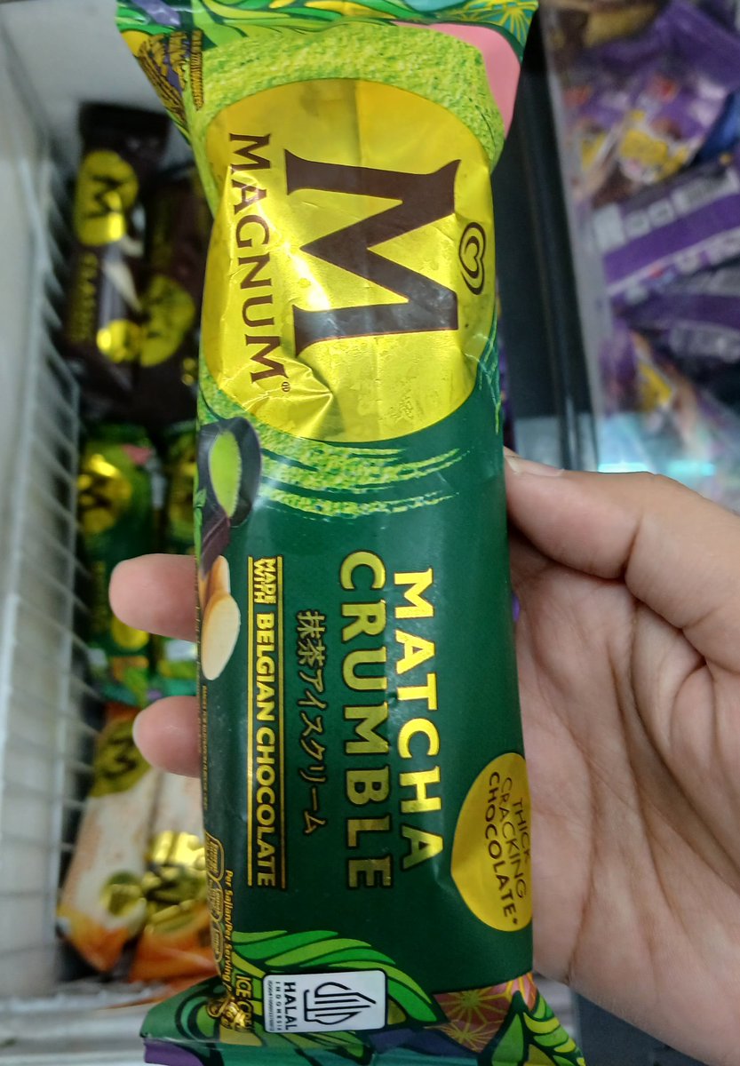 AZALEA_ZIVANA1's tweet photo. lebih suka ice cream, Magnum matcha atau Magnum chocolate? https://t.co/eg56vI5m0u