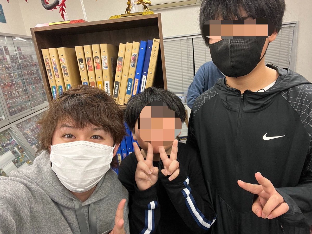 _m_channel's tweet photo. 【嬉しいはなし】
トレコネに来てくれてる子供がいます。

当時小学6年生で気がついたら
来年はもう高校生。

昔から『いつか店長のところで
働きたいなー』って言ってて

冗談混じりで『いつかね！』って
ずっと言ってましたが

本当に来年から働く日が
くるかもしれない。
エモすぎて…😌 https://t.co/a9o2424MVu