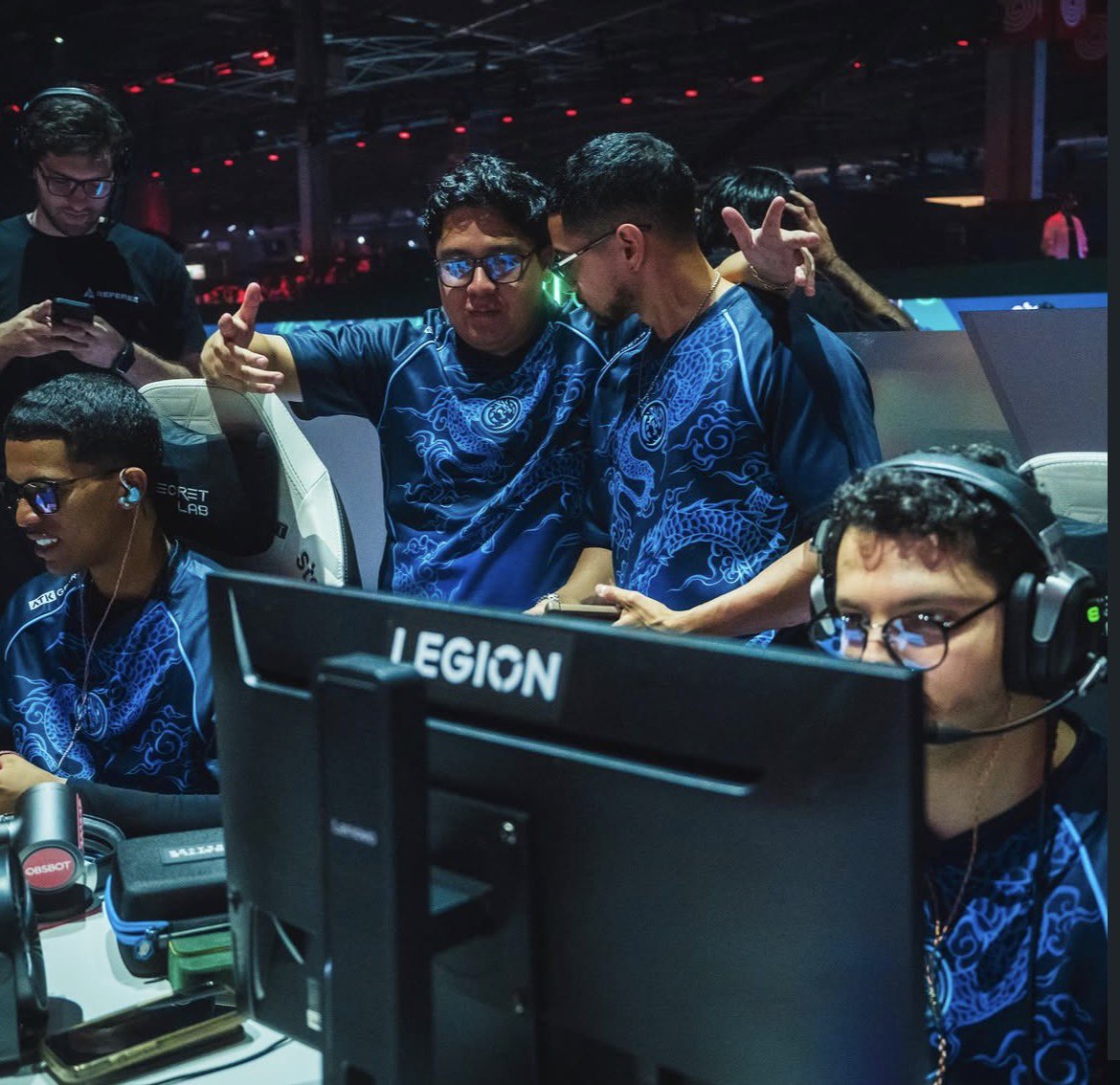 Almondsix's tweet photo. Cabrones, que orgullo que hayan representado de tal manera a LATAM dieron un juego súper cabron que emocionó a muchísimas personas, para mí los mejores del fucking planeta, tal vez este año no se dio pero el siguiente se logra.
GG’s GOATS🇲🇽🇵🇷
@DeusAmirr 
@zDark29_ 
@criminalgod_ https://t.co/u2ABfCGhB3