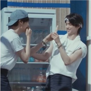 4chunchun_'s tweet photo. 大きい方貰えて嬉しいねドフン https://t.co/xfU3MMKhlt