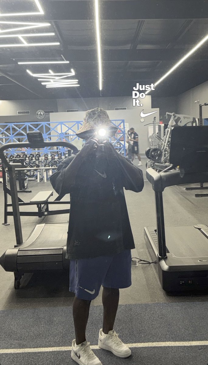 absy0075's tweet photo. السفر والأكل والجيم والبرتقالي 😻هو كل ما احتاجه 🤦
#السفر #السعودية #traval #gym #eat
And wife🥹 https://t.co/3ydPJGrzZp