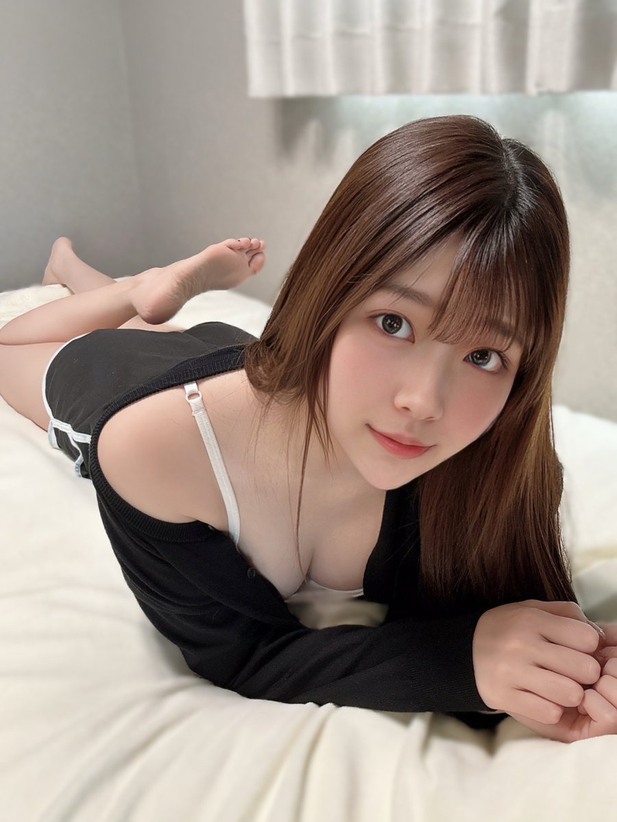 hazirai_ami's tweet photo. 一緒に家でダラダラする？ https://t.co/Ck28EUZEVi