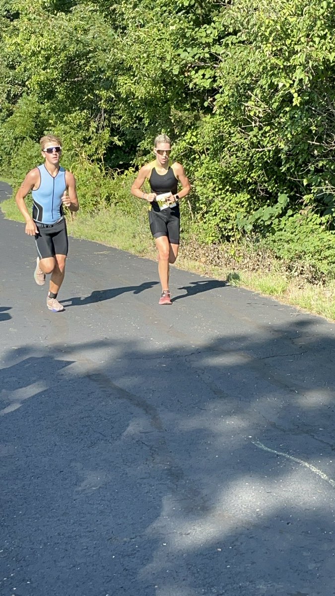 BrookeCarterKS's tweet photo. @BrookeCarterKS 
Swim, Bike, Run! (Sleep)

My first sprint triathlon in the books today!  

Shawnee Mission Triathlon https://t.co/aHU99flKot