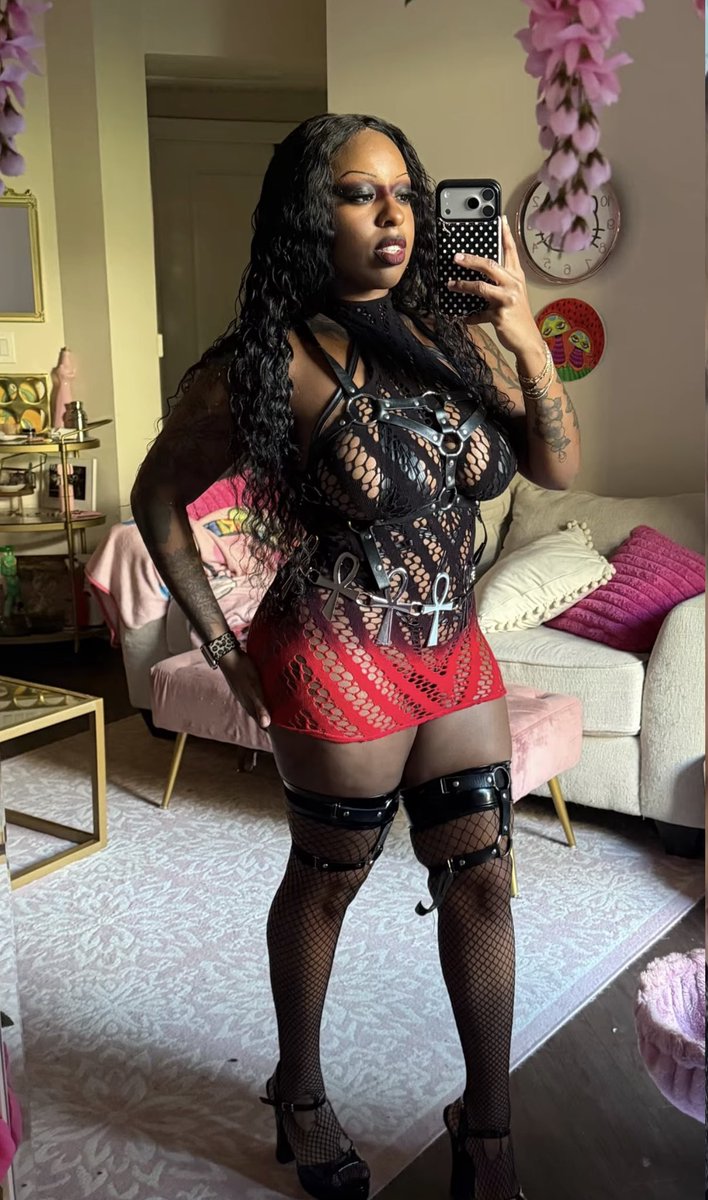 TheCookiebackup's tweet photo. Where are you at 🍆🍑🍆🍆🍑 https://t.co/wGlQNaL9Gn