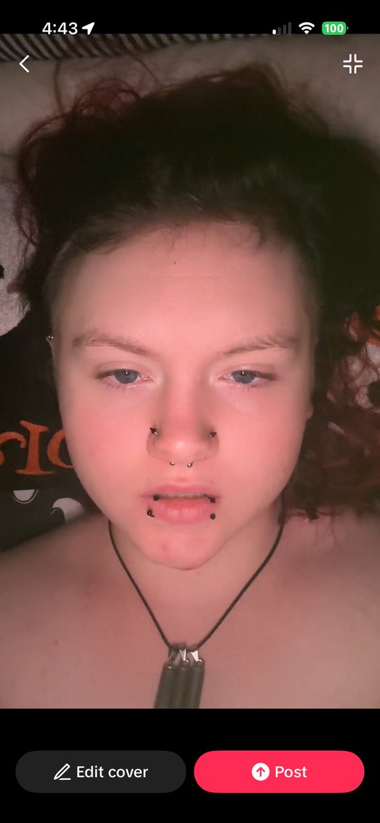 glitchoutghost's tweet photo. Just realised that I have no recollection of ever having this hair… I remember a few events that apparently happened during this time but I can’t for the life of me remember growing out my hair… Welp I’m hoping it’s just DID shenanigans https://t.co/ToK081kAm2