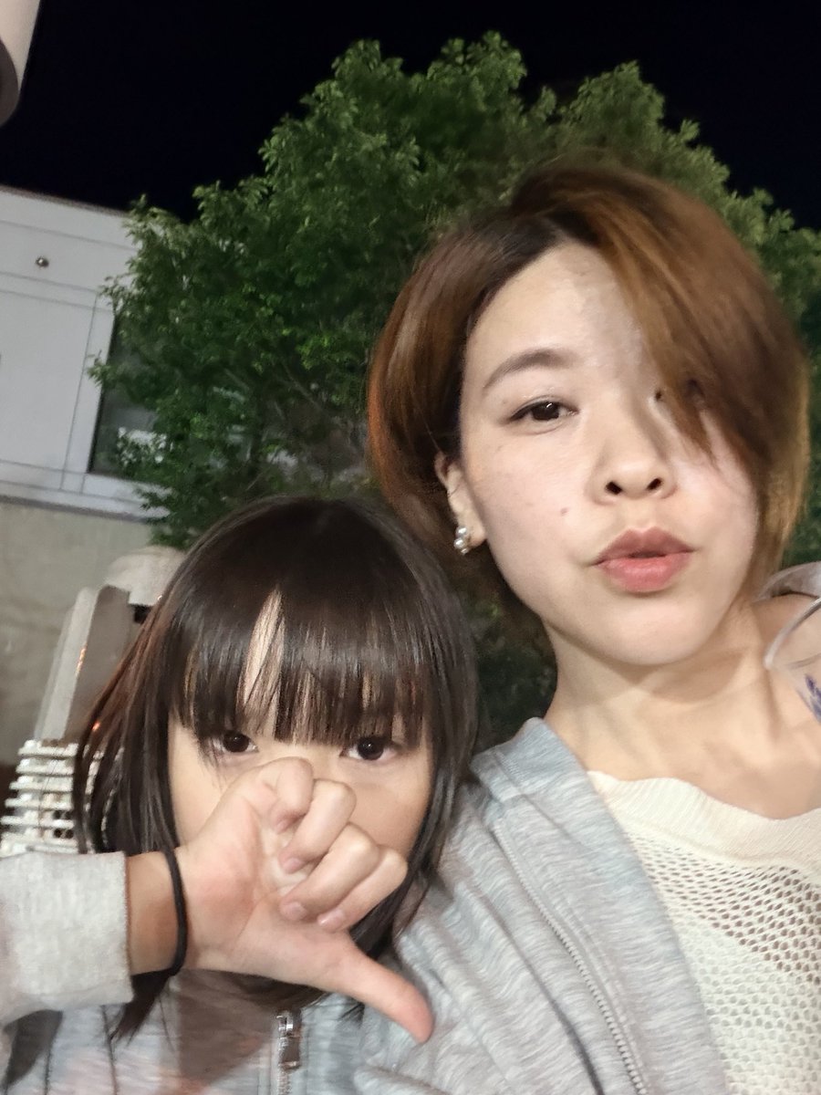 happy298date's tweet photo. 先日は伊達武者まつりでした！伊達の夏も折り返し。今年は寒いなぁ🥶
さて本日は14時から生放送📻
室蘭のFmびゅースタジオからお届けします✨エンDとたまちゃんと３人でお送りします！テーマ「好きな関西弁ありますか？」お待ちしてます✉️ https://t.co/hZyEixwlHD