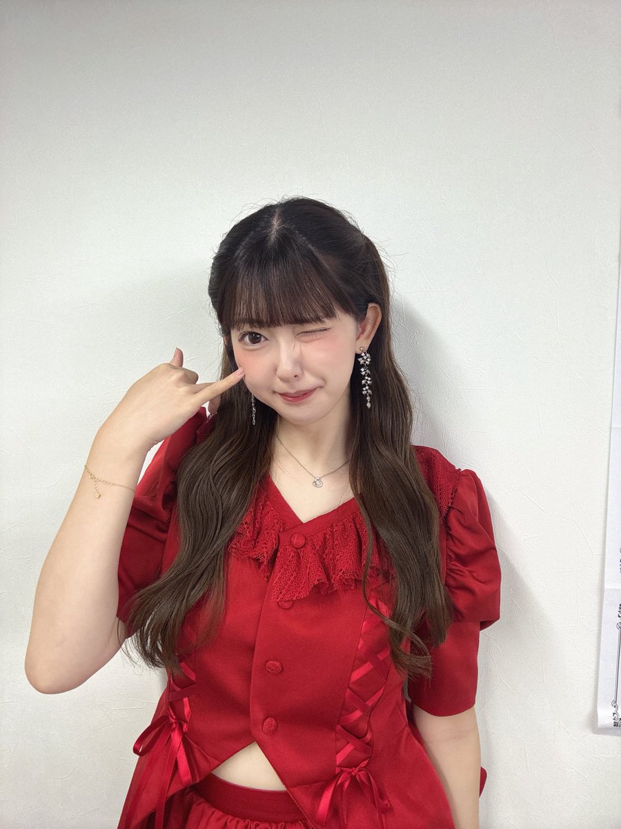 t_shiori_attr's tweet photo. 昨日は #TOKYOGIRLSGIRLSextra!! さんありがとうございました❣️*·.✧

初の大トリライブ！いつも盛り上げてくれるアタトリファミリーも、初めましてさんたちも、みーんなありがとう🫶🏻︎՞ o̴̶̷̥  ̫ o̴̶̷̥ ՞ 
 
アタシノトリコの橘汐璃(たちばな しおり)ぜひ覚えてね✍🏻️💬
#アタシノトリコ #橘汐璃 https://t.co/Yre8QVmL83
