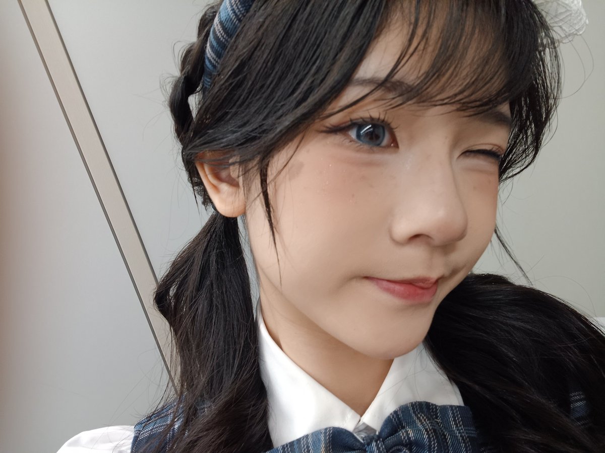 maia_klp48's tweet photo. being in japan &amp; performing at TIF has truly been a dream come true!!🥹
めっちゃ暑いね？it was really hot, but you all still came to watch us. terimakasih 😸💕
i really gave it my all for you, and i hope you had fun watching our performance!
お疲れ様です！🙏
#maiaklp48 #TIF2026 https://t.co/sx6U5znxIm