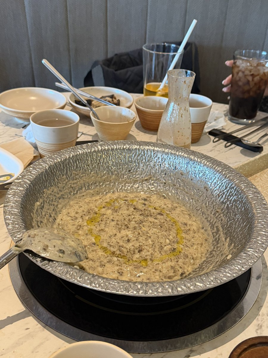 rin_chan_128's tweet photo. お友達子どものお誕生日会🧸💕
日韓夫婦なので韓国っぽく1歳のプレゼントは금반지を選んだんだけど子供用だから小さくて可愛かった😭✨ https://t.co/FuVbIZ99BI