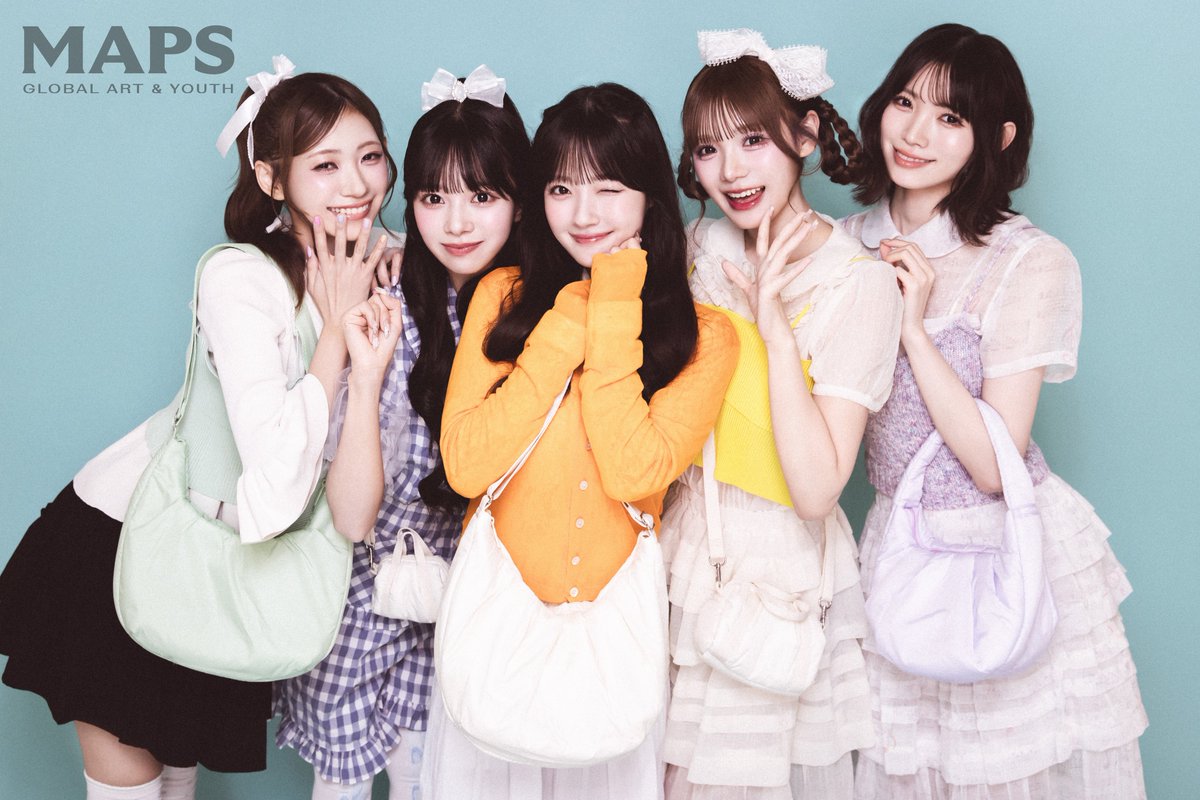 CUTIE_STREET_'s tweet photo. 🧚🏻‍♀️CUTIE STREET #MAPS 掲載決定🧚🏻‍♀️

8/28(金)発売
『MAPS KOREA』『MAPS JAPAN』

#CUTIESTREET 8人がKOREA版の表紙を飾ります🎉

8ページにわたるポートレートが掲載💕
お見逃しなく❕

▼公式HP📚
https://t.co/64eBUWfe97
＊JAPAN版はポートレートのみ

#きゅーすと
#MAPSKOREA #MAPSJAPAN
#LesportsacKOREA