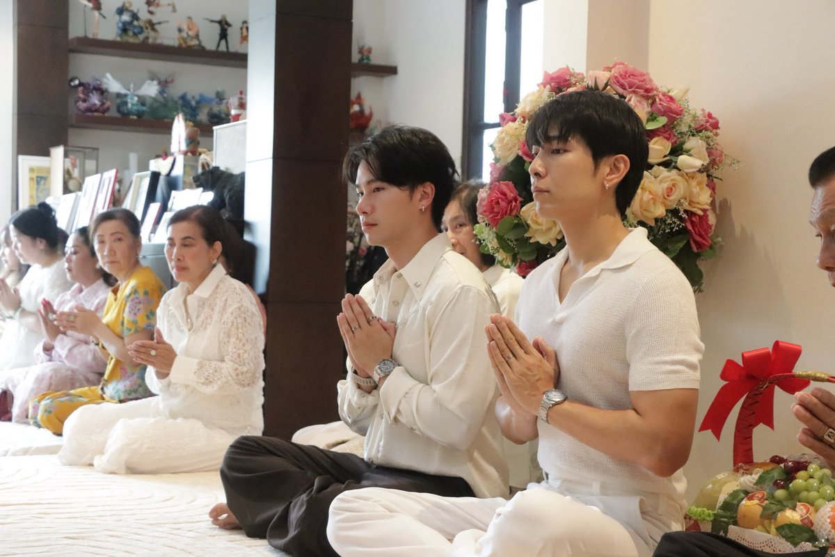 myworldspt's tweet photo. อนุโมทนาบุญค่ะ 🙏🏻 ขอให้มีแต่สิ่งดีๆเข้ามา ร่ำรวยเงินทองสุขภาพ แคล้วคลาดปลอดภัย บ้านแห่งความสุข ส่วนใครคิดไม่ดีก็ขอให้แพ้ภัยตัวเอง ไป สาธุ 🍀🪷✨
@MSuppasit #MewSuppasit 
@octotul #Tul_Pakorn https://t.co/GakoCrYQoo