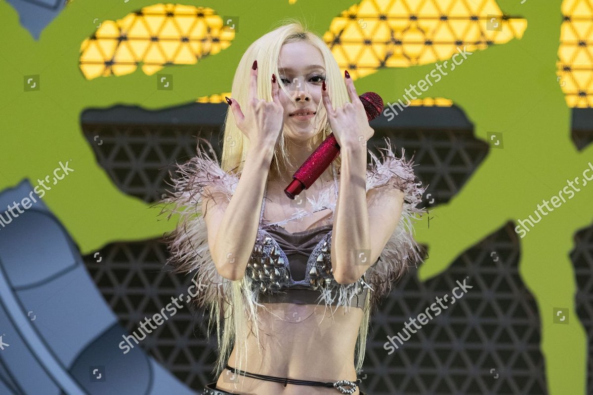winteraphy's tweet photo. Winter's photos at Lollapalooza
From shutterstock https://t.co/i7YXnge0Ev