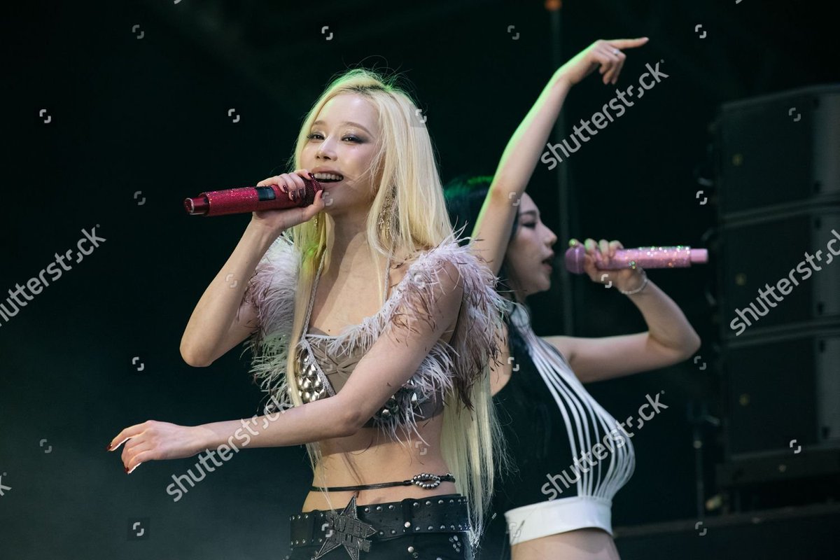 winteraphy's tweet photo. Winter's photos at Lollapalooza
From shutterstock https://t.co/i7YXnge0Ev