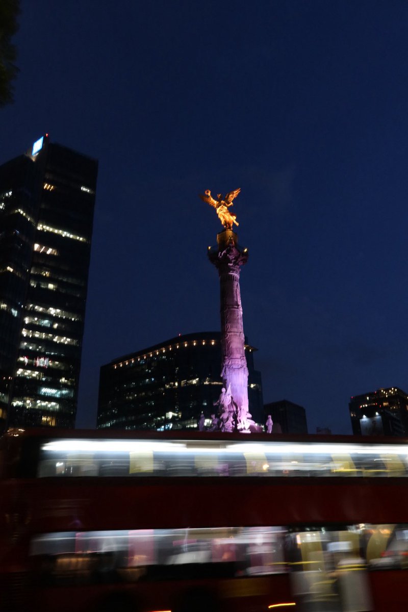 Alinnagg's tweet photo. Ya extrañaba estar en CDMX y obvio en el pueblo https://t.co/WA6VeGxLYf