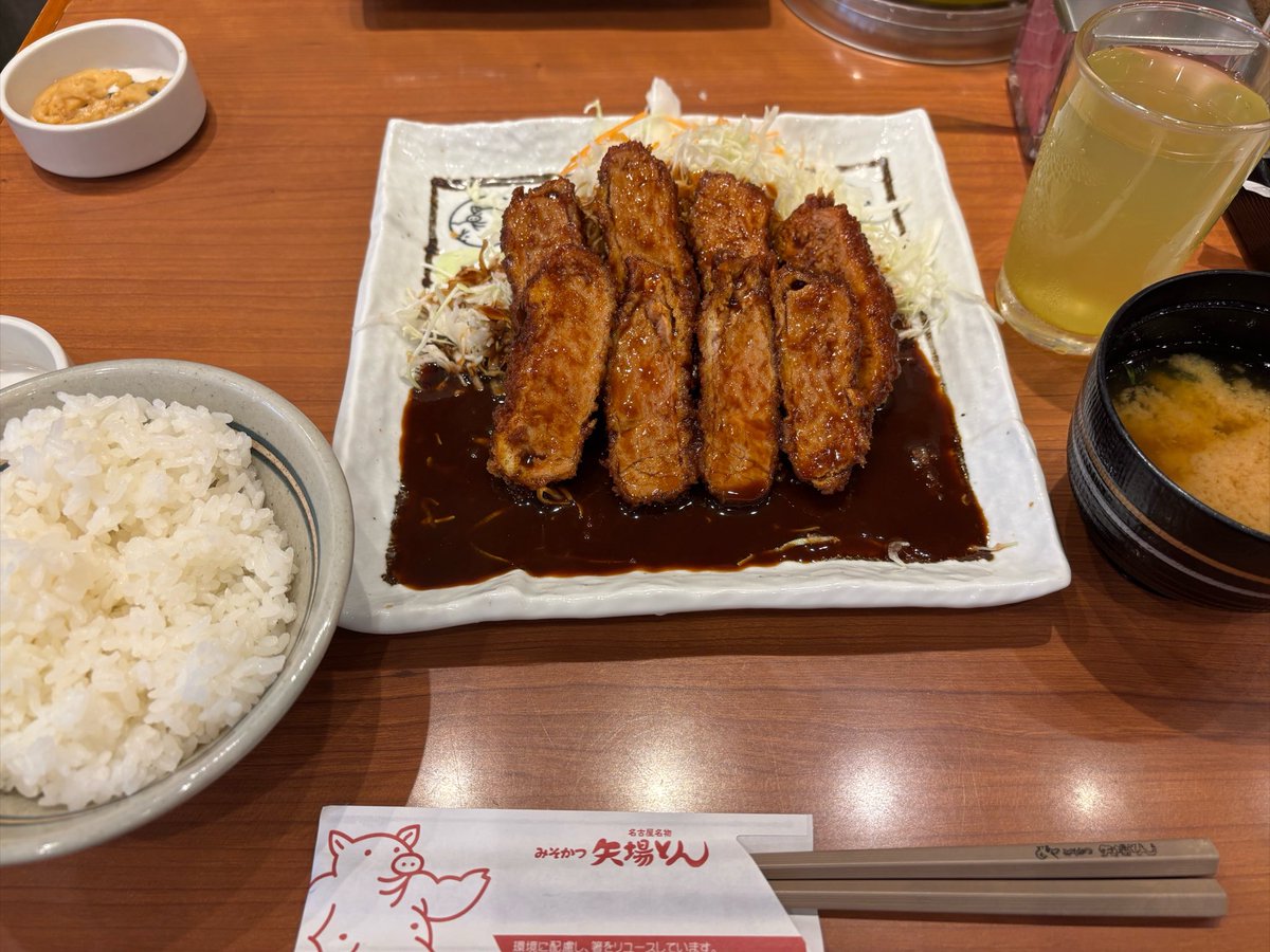 kaxio0's tweet photo. 地元バレ飯 https://t.co/Dl23HfBuQ8