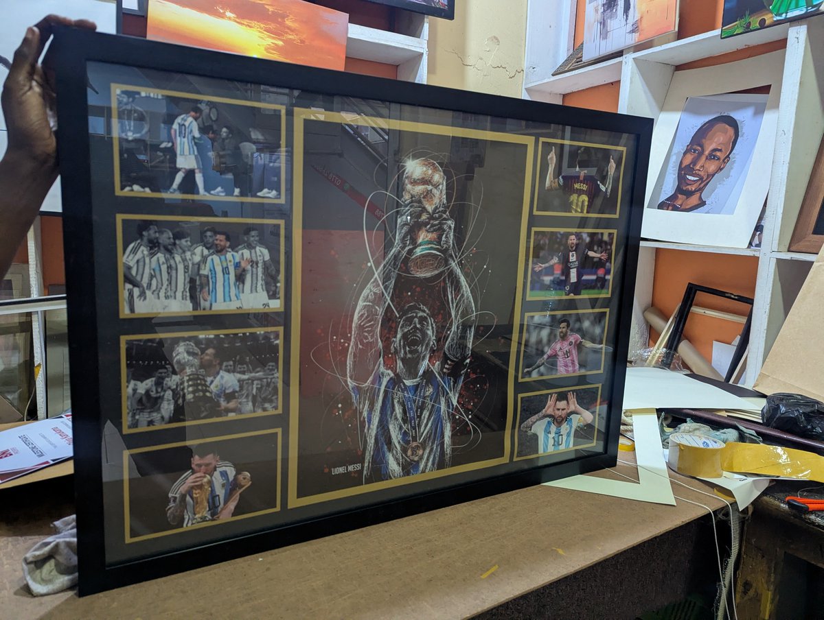 IamHaxx's tweet photo. Monday Hustle!

Good morning hustlers, what are you selling today? 

WhatsApp 0782656721 for custom wall frames starting from 45k. https://t.co/qmZWh1oStE