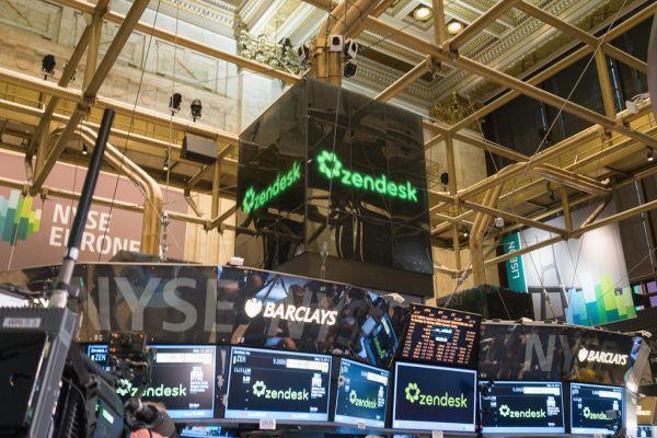 heather06cm5's tweet photo. AI tokens are narratives with revenues. The next wave merges compute, data, and inference markets. #AI https://t.co/2OAF3JvRBa