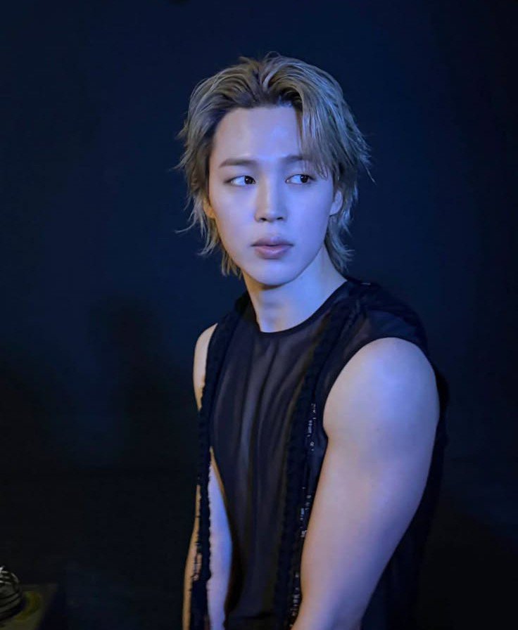 jmchartsmaster's tweet photo. Jimin is officially nominated for the final round of the TMA MyStar (Male) Award 🏆

This is a newly added category this year, and the winner gets a physical trophy at the ceremony on Sept 19!

🗓️ Voting Period: Aug 3 started – Aug 17, 12 PM KST
📱 App: FanNStar https://t.co/eo3Fj5LSdc