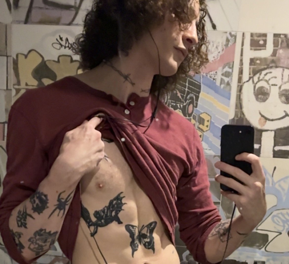 huelovelace's tweet photo. Daily thirst trap https://t.co/Zf6YNNazoZ