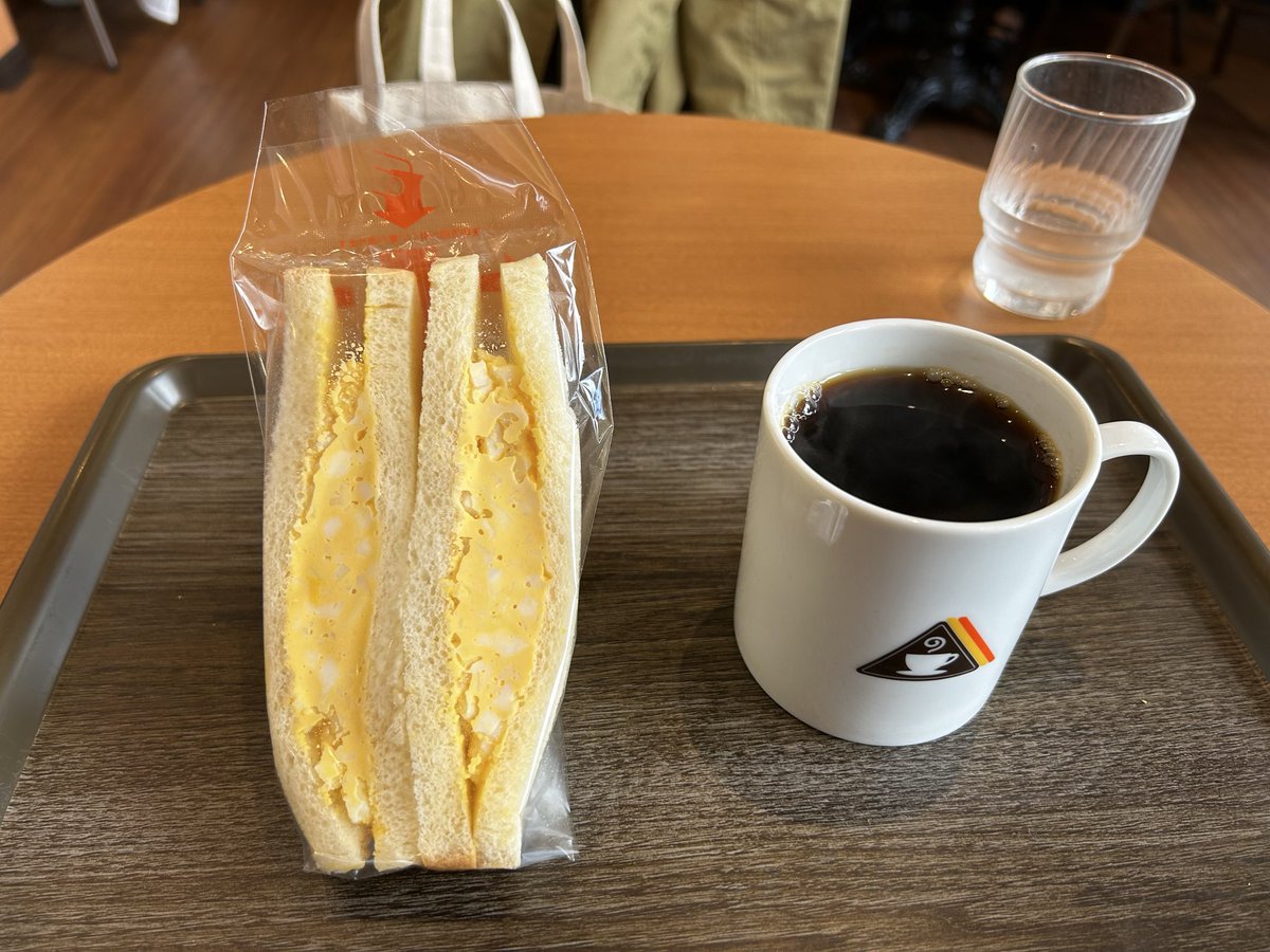 runokagami's tweet photo. ぎゃぁー！！
そうさんと一緒だぁ😆
#2泊して2回行きました https://t.co/WQut8UtgCR