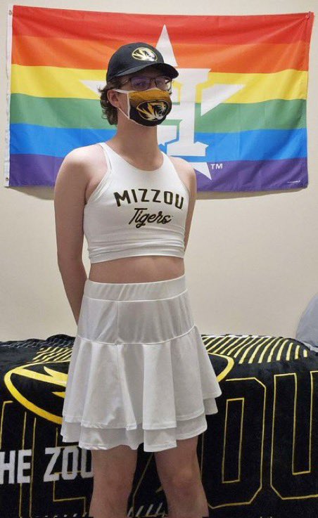 ChubbedBenson's tweet photo. Well, 21 follower dox. Any other #mizzou burners on here? https://t.co/aTueRAdqES