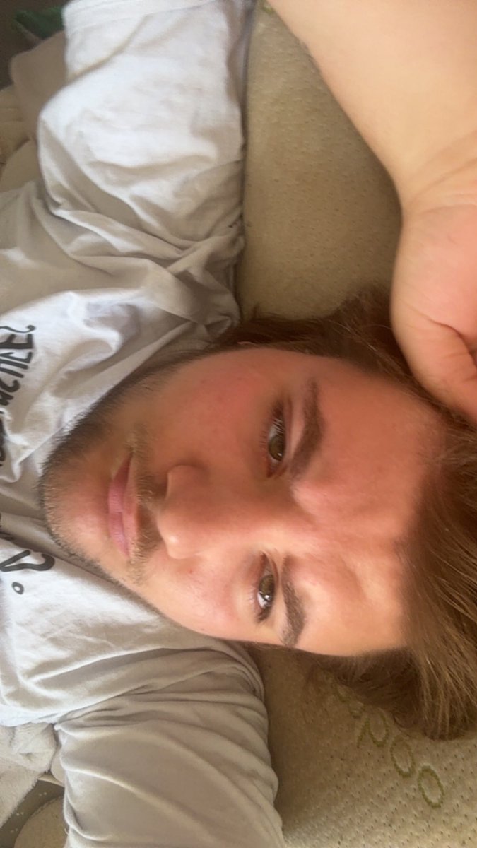 CorryGlover's tweet photo. What kind of stuff do i need to post for ya’ll to follow me? 🙏🙏
#gay #mlm #moots #uk https://t.co/IY9xFS5Nlu