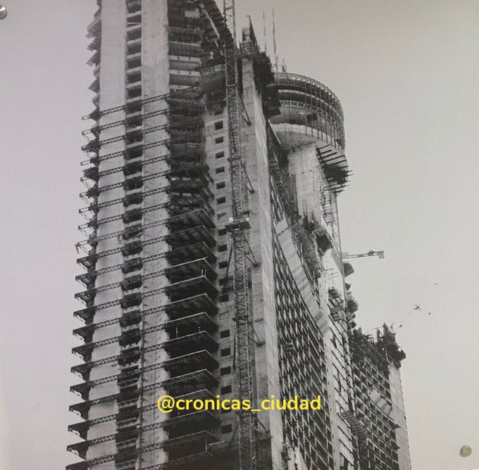 OscarBlancoCdmx's tweet photo. #EraOtroMexico Emblemática construcción del Hotel de México posteriormente World Trade Center WTC #CDMX 🇲🇽🕷 https://t.co/4psmD3RdRb