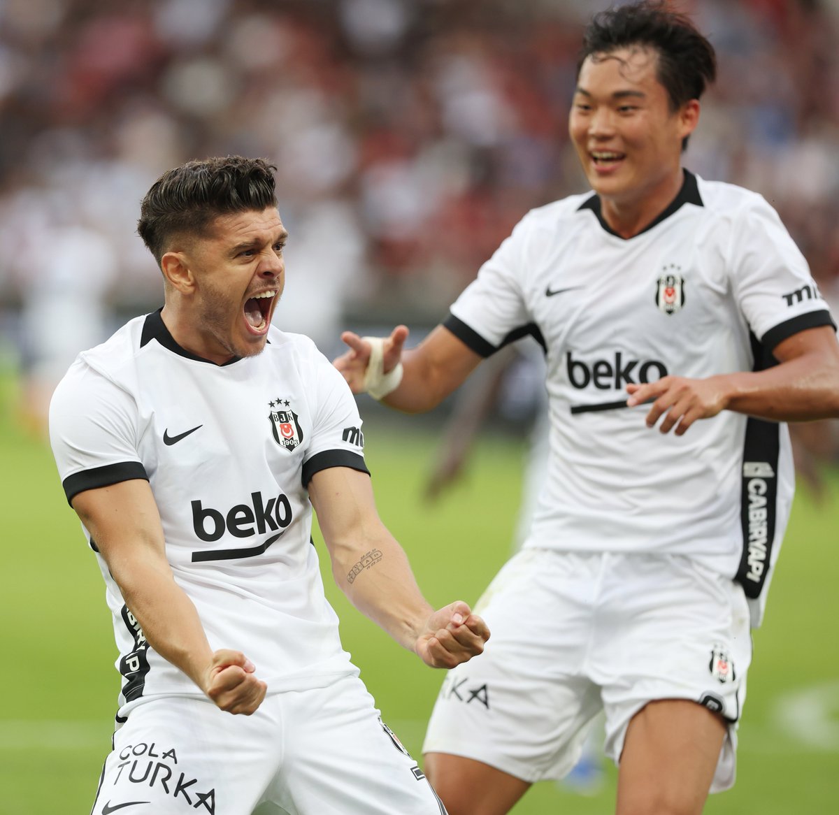MuhammetAyazol4's tweet photo. Hyeon Gyu Oh OH9️⃣☄️🔥
#HyeonGyuOh #OH9
UEFA Europa League UEL
UEFA Avrupa Ligi #UEL
#Beşiktaş BJK 🆚 Midtjylland FCM
#BJKvFCM
🦅 Karakartal | 1️⃣9️⃣0️⃣3️⃣ - 1903 Bir Kere Kartal Her Zaman Karakartal ☄️🔥 https://t.co/MP24CW5Vob