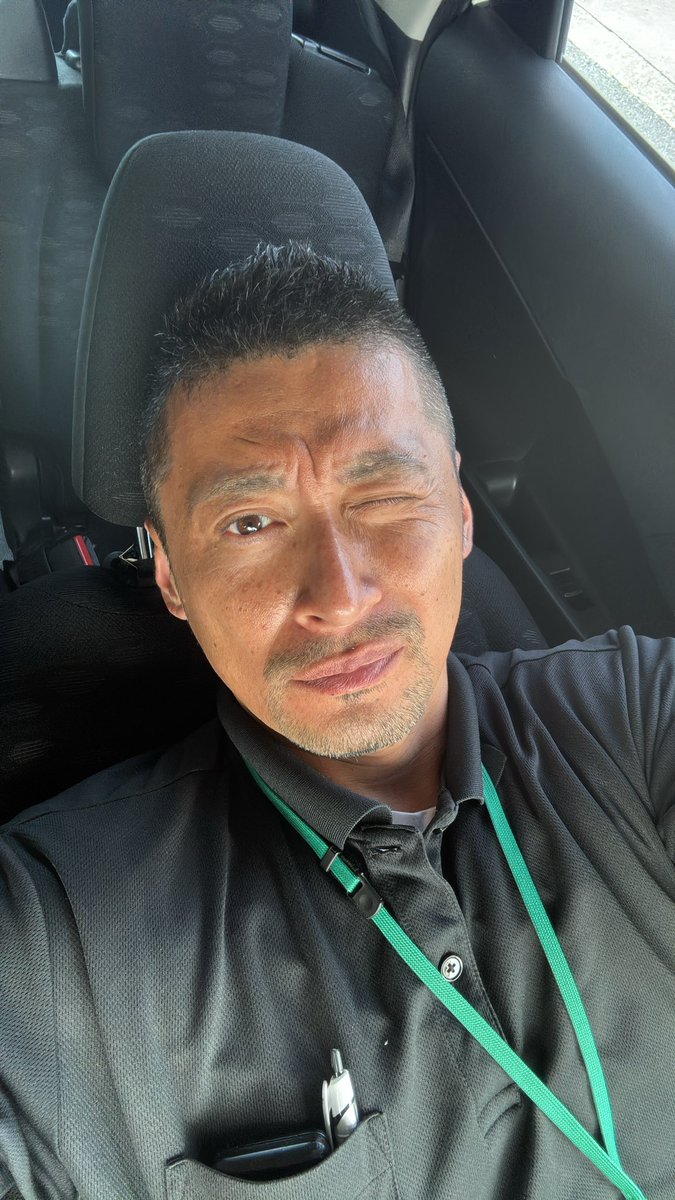 okoji5959's tweet photo. お腹いっぱいで一休み https://t.co/U4knZHEQZp