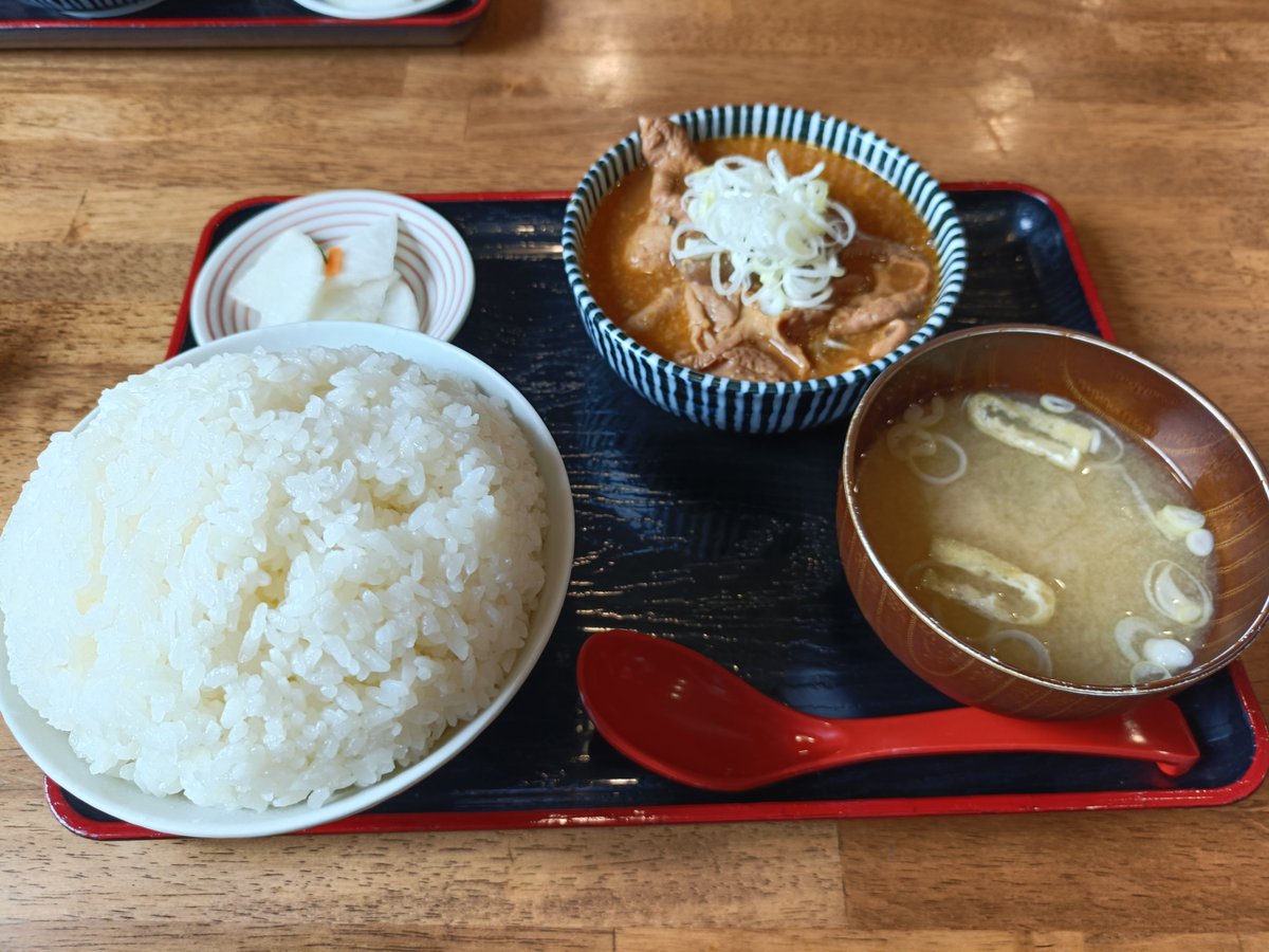 HASHIMODIZZY's tweet photo. 原Dさんのツイートみて食いたくなって実食。腹減ってるから大盛り頼んだら想像以上にご飯大盛りで利根川になった。 https://t.co/xuJcEqDXbd