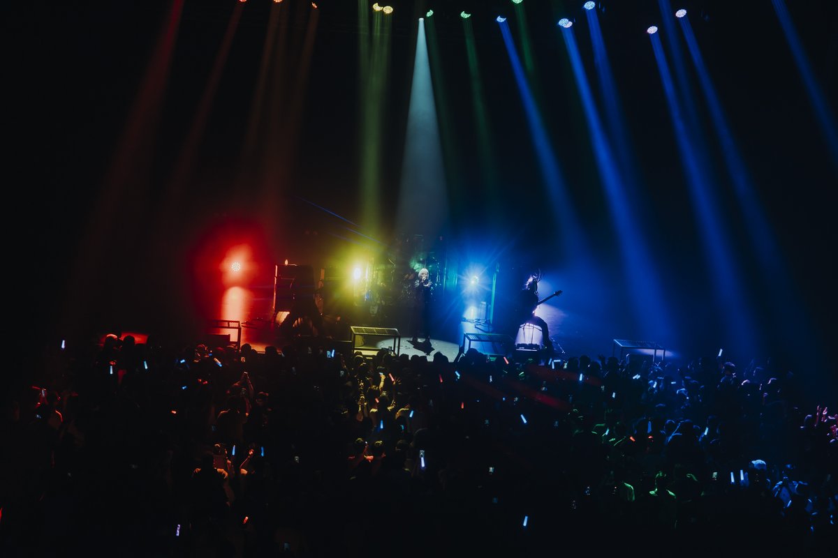 wwschannel's tweet photo. ReoNa、マレーシア公演で最新曲「Amore」を海外初披露!現地ファンの大歓声に包まれる
▼記事・写真の詳細はこちら
https://t.co/nQEJ6jH5ac
#ReoNa #CENTRAL26 #CENTRAL_FEST #Amore #ANIMA #ソードアートオンライン #きみが死ぬまで恋をしたい #クアラルンプール
@xoxleoxox @CENTRAL___ofc @sacramusic_jp