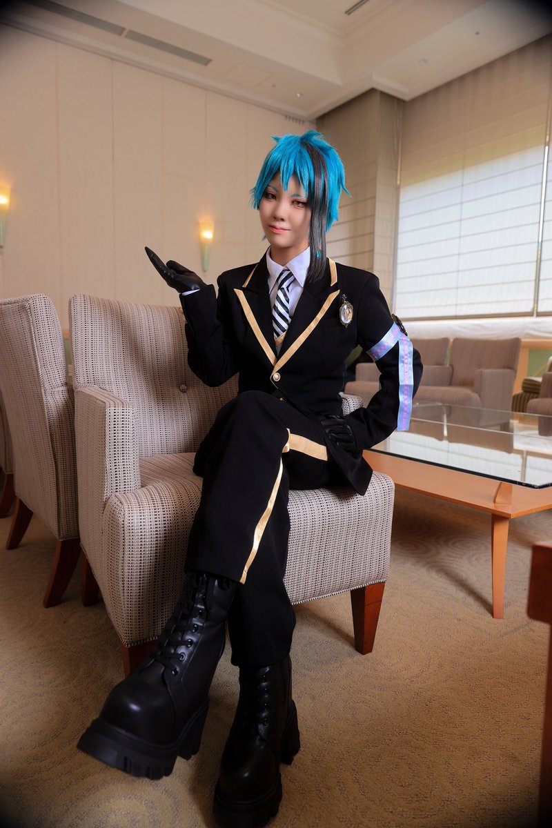 zHina_104z's tweet photo. ⚠︎︎cosplay
twst/ジェイド・リーチ

•·················•·················•

へぇ、それでどうされるんです？

•·················•·················•

📸→@My_eyes_scope 
 #気分は上々113  #気分は上々113コス https://t.co/mrWxE58z1y