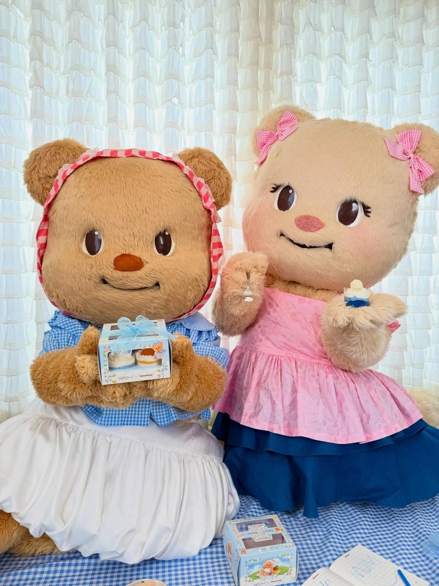 tts_beeyeol's tweet photo. นั่งพับเพียบขายเค้กอุนยาย น่ารักกันมากๆ 🧁🩵
#Butterbear #Biancabear https://t.co/a5P5bxJ6cK
