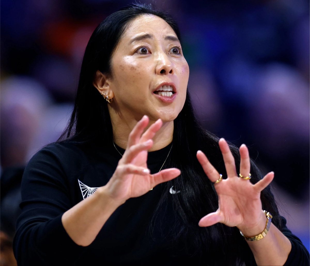 JonnyRoot_'s tweet photo. “I’m all about women, little girls deserving to play, and that includes trans women. So I’m all about inclusivity.”
- Golden State Valkyries HC Natalie Nakase

The WNBA, its coaches &amp; players have made it clear. They are supportive of men in women’s sports. 

Absolute insanity. https://t.co/0RZxTlbrpp