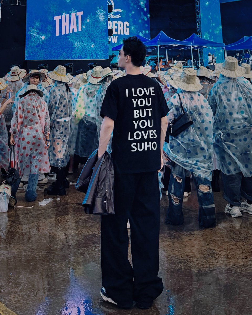 indiesh2o's tweet photo. I LOVE
YOU 
BUT 
YOU 
LOVES
SUHO https://t.co/u1S77sKc2P