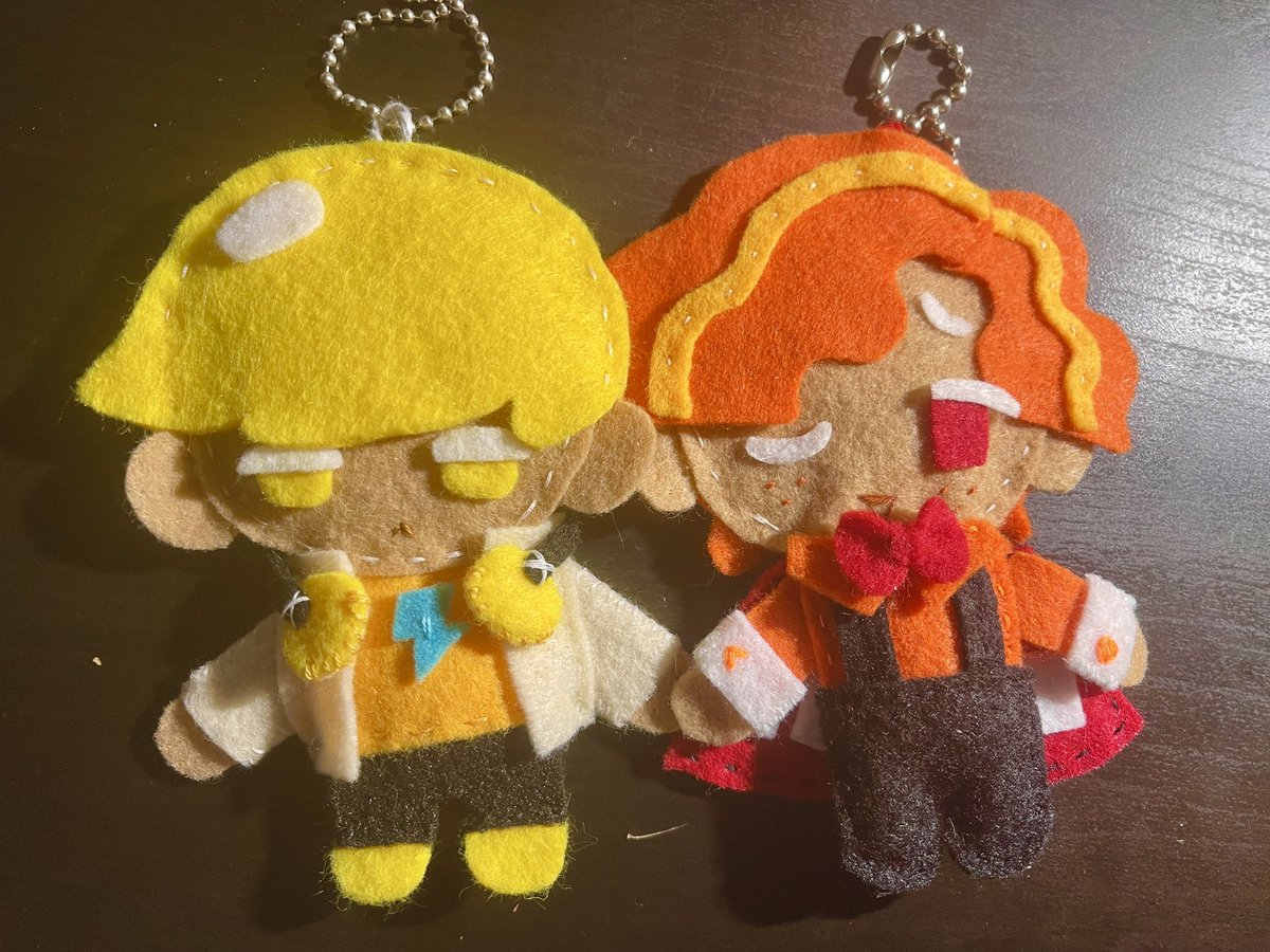 rishami_00's tweet photo. lets be ugly lil cute things with boyfriend ☺️
#cinnamoncookie #lemoncookie https://t.co/qwsjTVOmRV