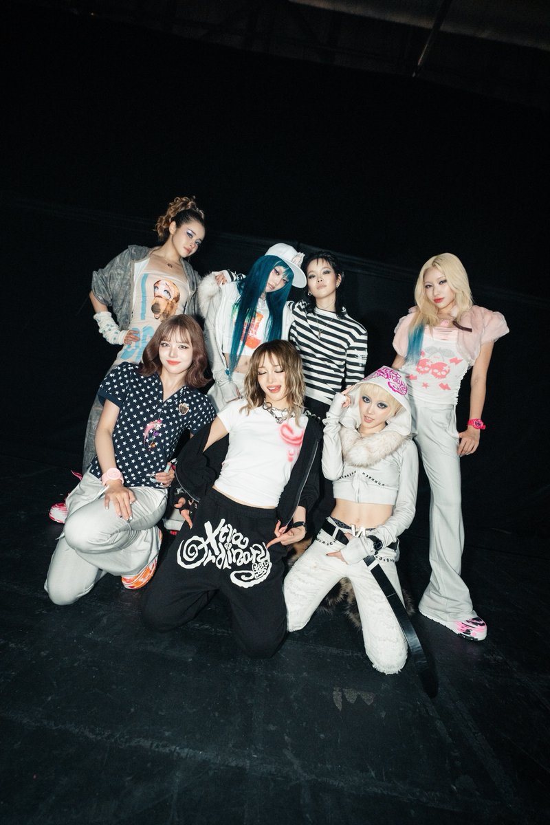 XGOfficial_'s tweet photo. 2026.8.2
🇭🇰✨ THE CORE landed in Hong Kong. ❤️‍🔥

多謝, ALPHAZ! 🐺❤️
The memories we made tonight will stay with us forever. 🌙✨🫶 
🤍See you at the next stop. 🐺💫

#XG_WorldTour_THECORE #THECORETOUR #XG https://t.co/vRlCcBI6y6