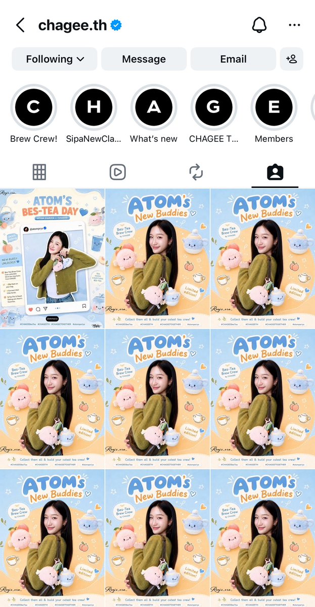 Mypluviophile27's tweet photo. Found ppl sharing this edited image of Atom on ChageeTH, it’s so cute 🥰

Encourage people use it to post on IG/TT. When you buy this product, don’t forget to attach image and tag of Atom +Chagee
A lot of support data will help her open up new opportunities ⭐️

#AtomPariya https://t.co/LOD78JHb8t