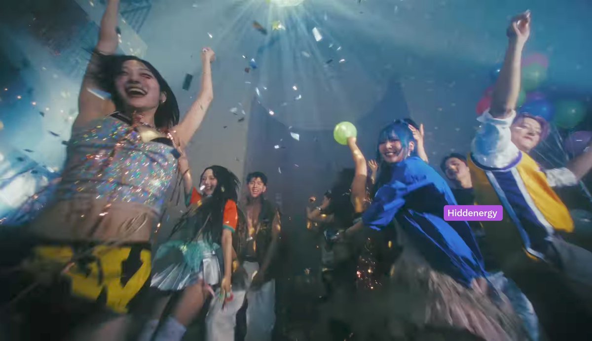 hiddenergy's tweet photo. I wish I was there partying with them ๐ชฉ๐๐ป
This scene is pure happiness to my heart ๐
#KARD #BackToLife #BackToLife_favoritecut https://t.co/GQO12DalDD