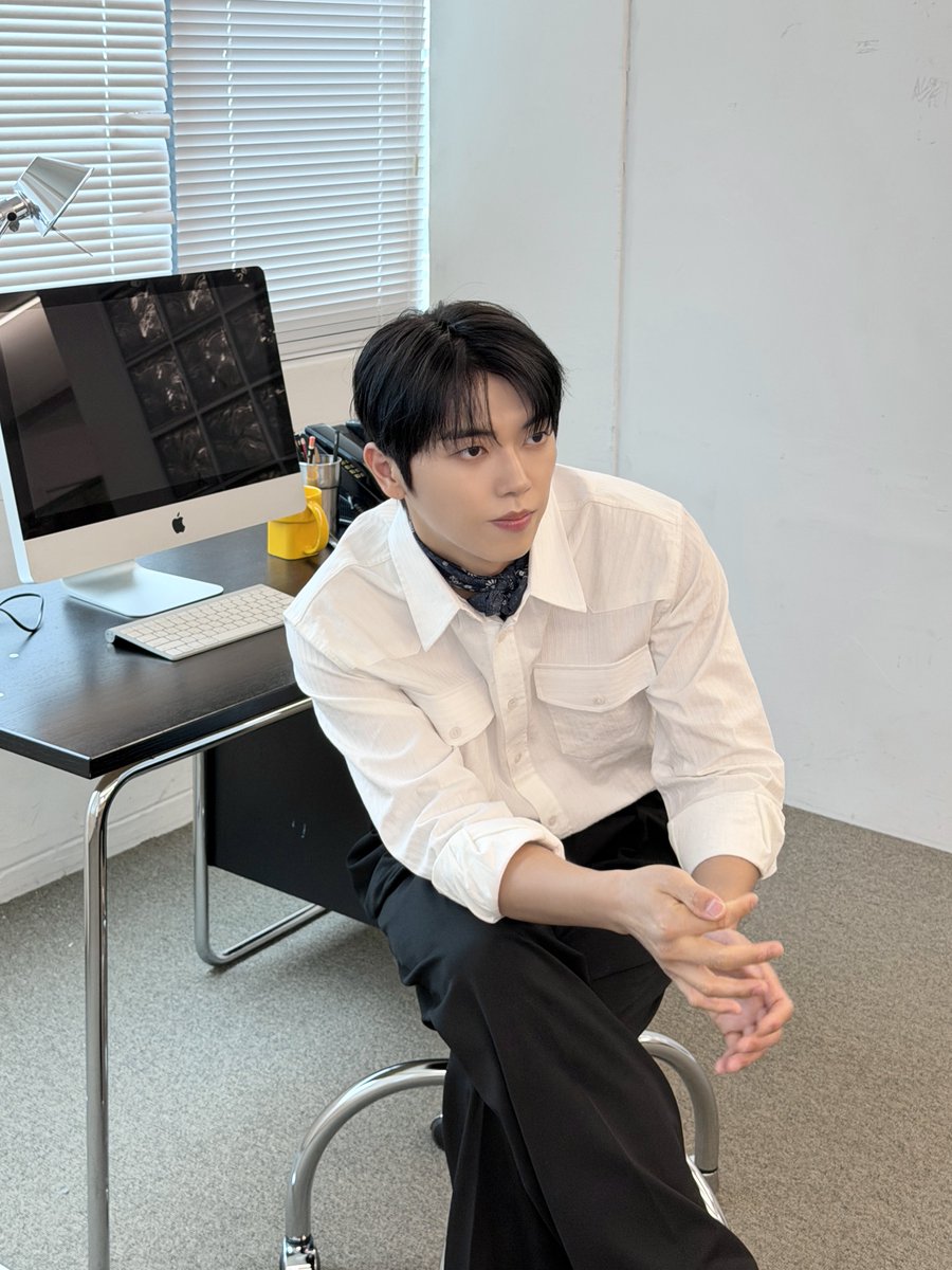 ONF_offcl's tweet photo. 𝐓𝐡𝐞 𝟗𝐭𝐡 𝐒𝐮𝐦𝐦𝐞𝐫 𝐨𝐟 𝐌𝐈𝐍𝐊𝐘𝐔𝐍 🍃

#온앤오프 #ONF
#민균 #MINKYUN
#ONF_9th_Anniversary
#HAPPY_ONF_DAY https://t.co/WDLLMJHLko