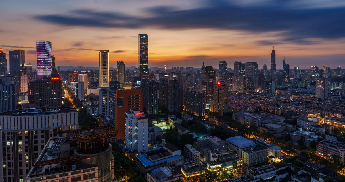 YXQCHN's tweet photo. A Glimpse of the Scenery of My Beloved Hometown, Nanjing, China https://t.co/Wb375wxx9a