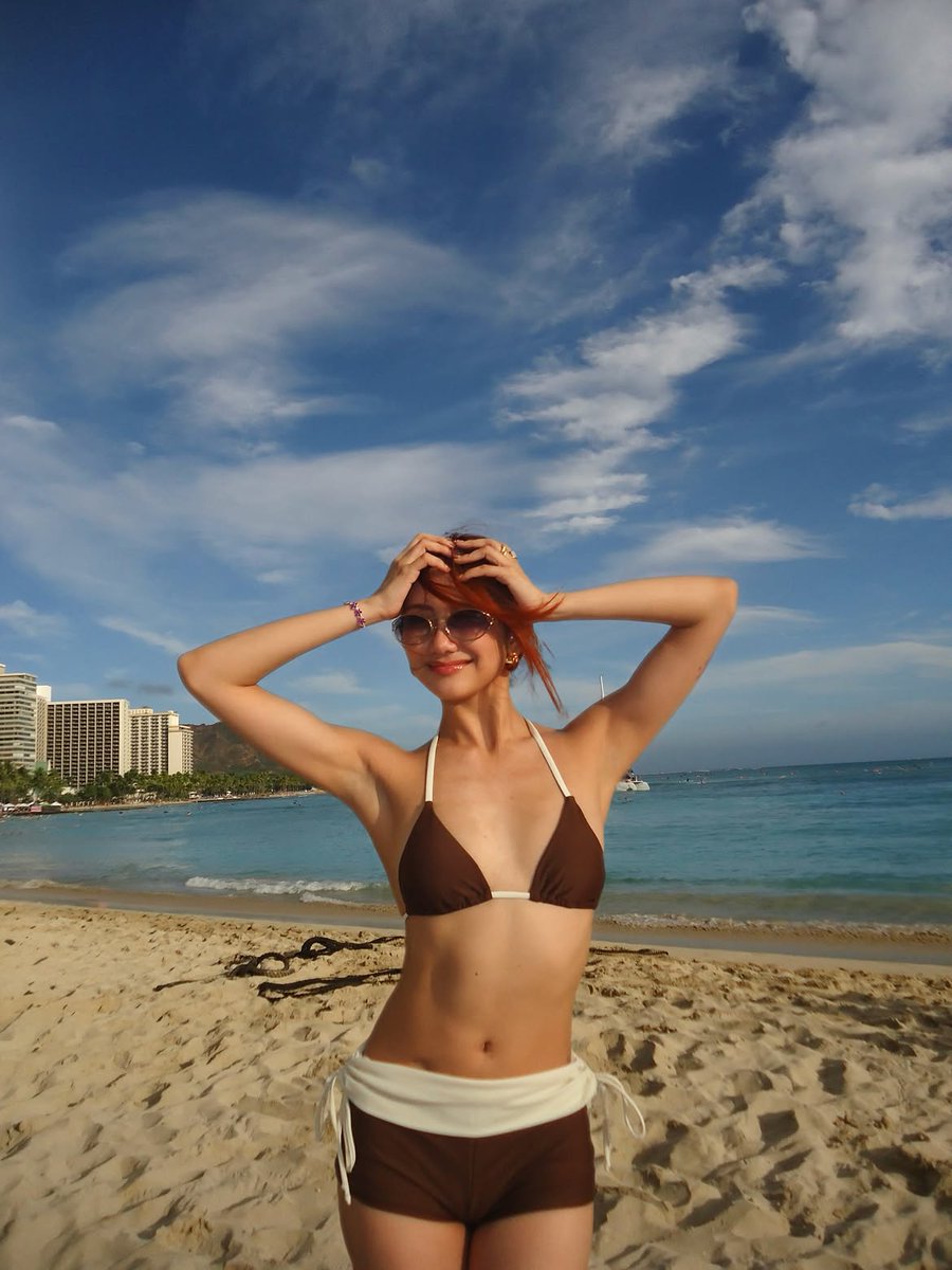 tribunephl's tweet photo. ALOHA, HAWAII πΊ
BINI's Sheena is clearly enjoying her island getaway, sharing stunning moments from Hawaii with the simple caption: "so inlove w u hawaii." π΄βοΈπ
#dailytribune #BINI #BiniSheena #SaraGeronimo https://t.co/3WngHW4HNT